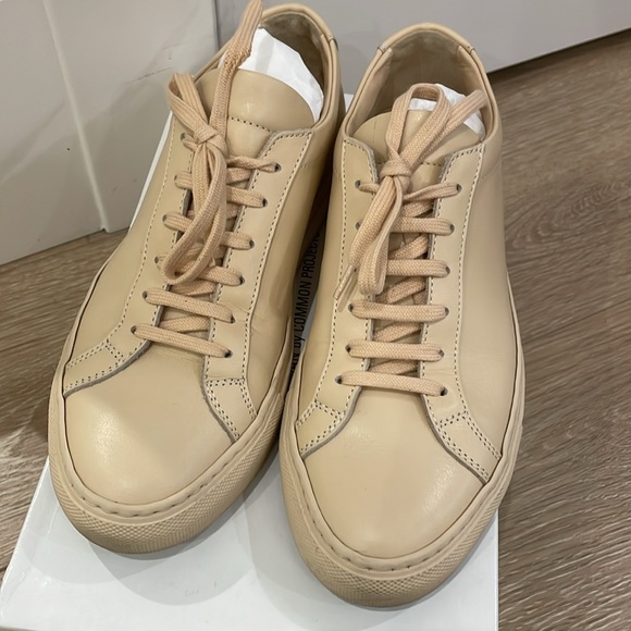 Common Project Sneaker sz 37 - Picture 3 of 4